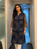 Women's Indigo Blue Bandhani and Ajrakh Print Cotton Straight Kurta with Three-Quarter Sleeves